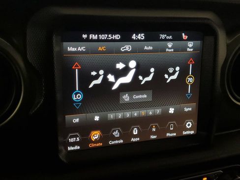Used 2023 Jeep Wrangler Unlimited w/ Cold Weather Group AWD/4WD image 19