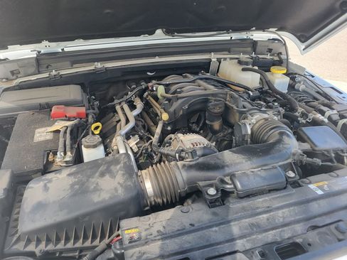 Used 2023 Jeep Gladiator Sport AWD/4WD image 26