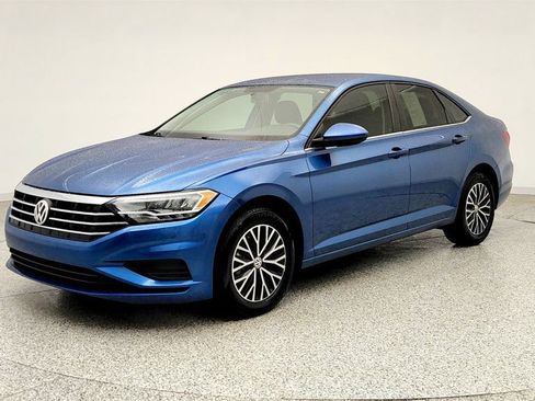 Used 2021 Volkswagen Jetta SE FWD image 1