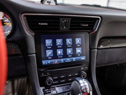 Used 2018 Porsche 911 GT2 RS image 48