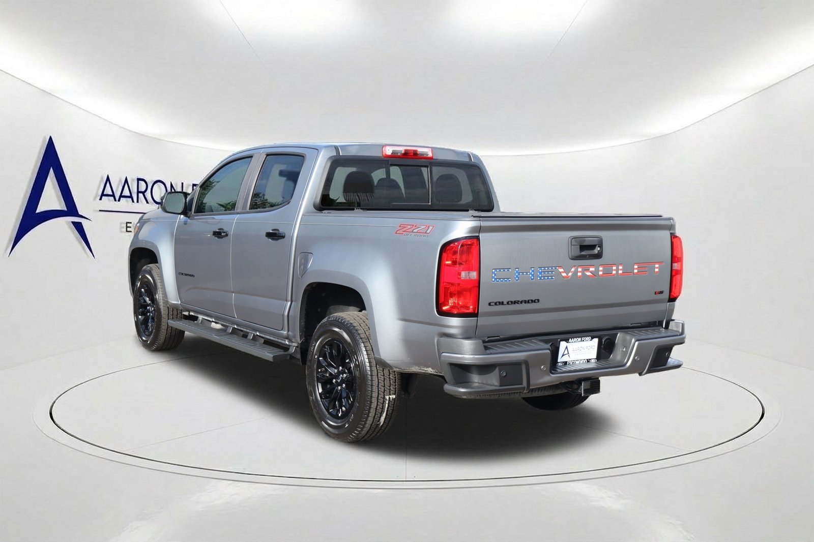 Used 2022 Chevrolet Colorado Z71 w/ Trail Boss Package AWD/4WD image 7
