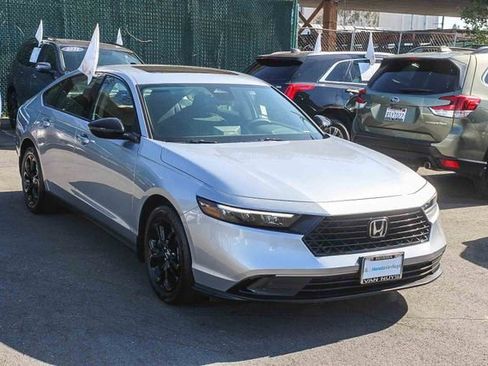 Used 2025 Honda Accord SE image 3