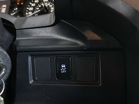 Used 2019 Toyota Tundra SR image 29