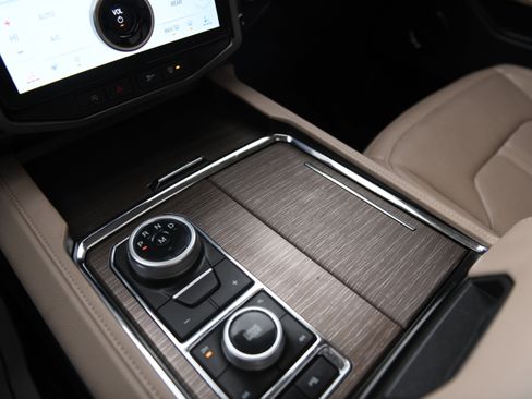 Used 2024 Ford Expedition Max Limited image 23