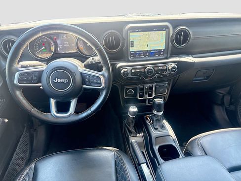 Used 2021 Jeep Wrangler Unlimited Sahara AWD/4WD image 25
