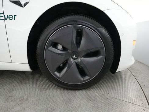 Used 2020 Tesla Model 3 Standard Range Plus RWD image 20