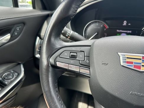 Used 2023 Cadillac XT4 Premium Luxury AWD/4WD image 23
