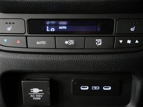 Used 2025 Honda Passport Black Edition image 25