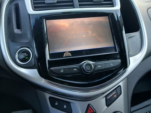 Used 2020 Chevrolet Sonic Premier FWD image 14