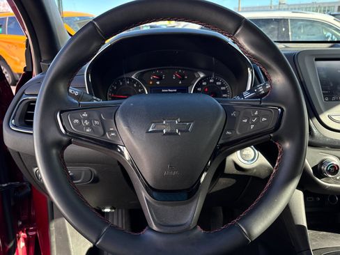 Used 2023 Chevrolet Equinox RS image 17