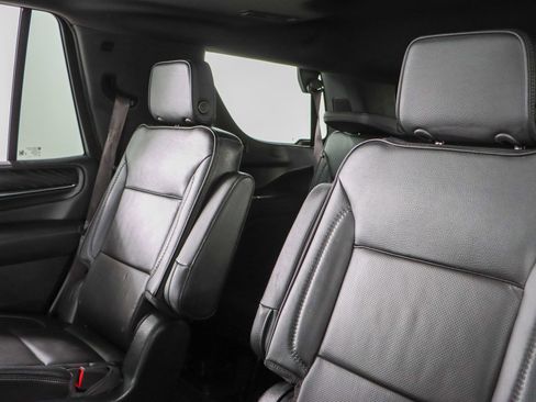 Used 2023 GMC Yukon Denali AWD/4WD image 28