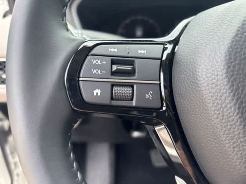 Used 2026 Honda HR-V EX-L image 11