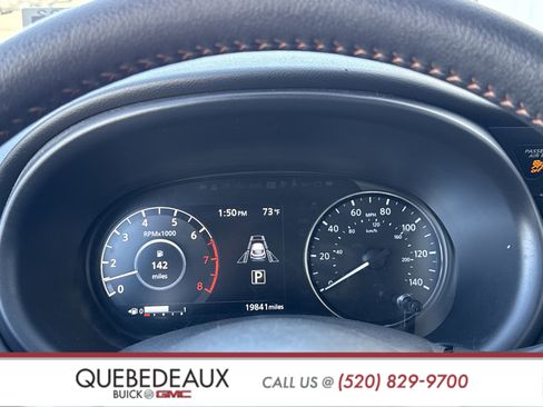 Used 2023 Nissan Kicks SR w/ SR Premium Package image 17