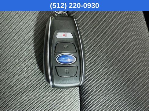 Used 2025 Subaru Crosstrek 2.0i Premium image 38