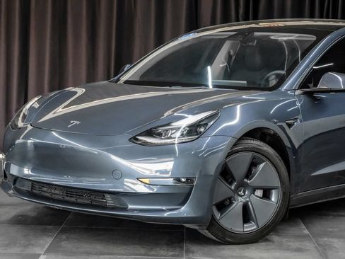 Used 2023 Tesla Model 3 Standard Range RWD image 6