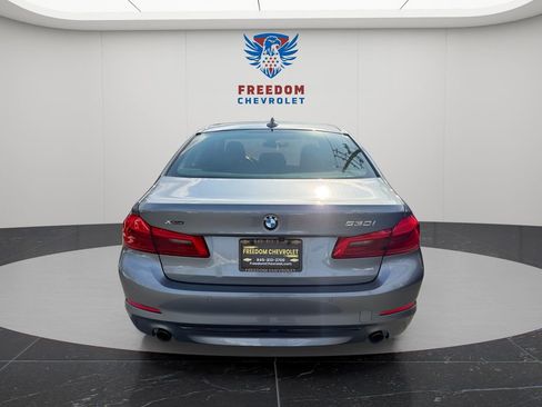 Used 2020 BMW 530i xDrive w/ Premium Package image 5