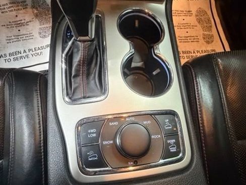 Used 2019 Jeep Grand Cherokee Trailhawk w/ Trailhawk Luxury Group AWD/4WD image 22