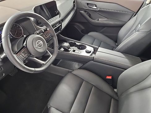 Used 2021 Nissan Rogue SL w/ Premium Package image 13