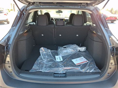 Used 2026 Nissan Kicks SV w/ Cold Weather Package AWD/4WD image 28