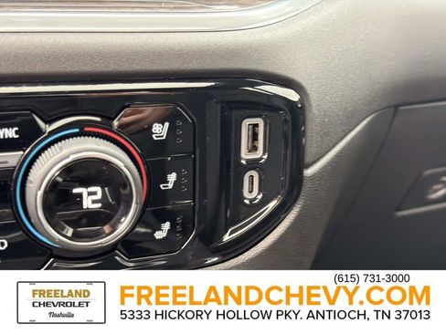 Used 2024 Chevrolet Silverado 2500 LTZ w/ LTZ Premium Package image 33