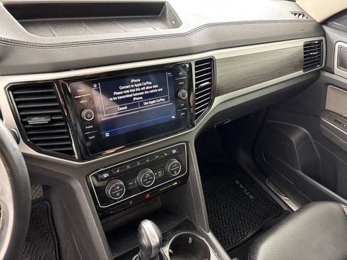 Used 2023 Volkswagen Atlas SE w/ Panoramic Sunroof Package FWD image 35