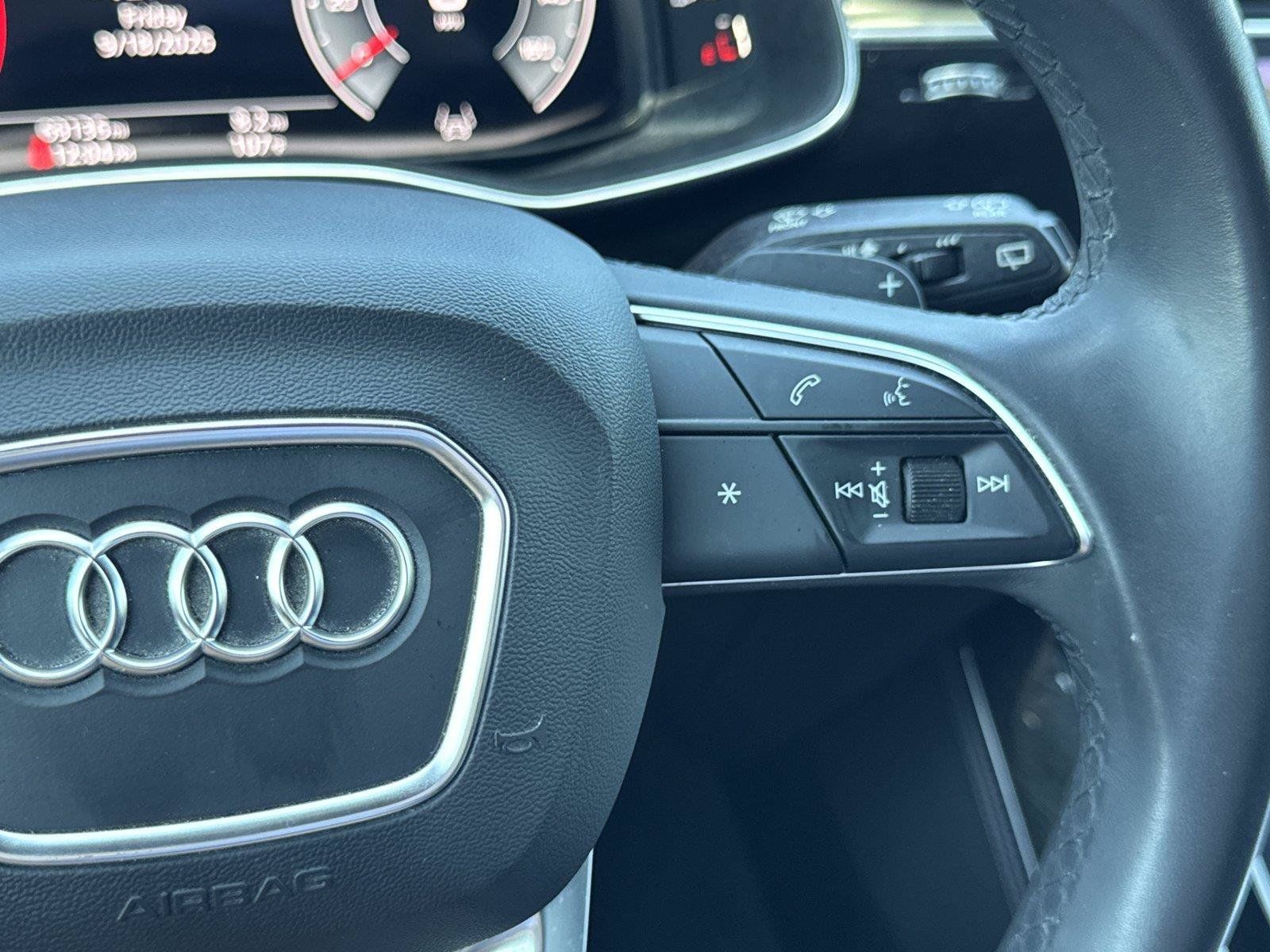 Used 2021 Audi Q7 3.0T Prestige AWD/4WD image 12