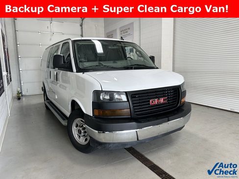 Used 2023 GMC Savana 2500 w/ Driver Convenience Package image 1