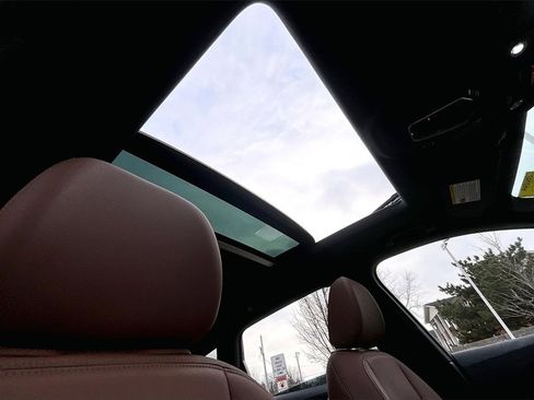 Used 2025 Audi Q7 3.0T Premium image 22