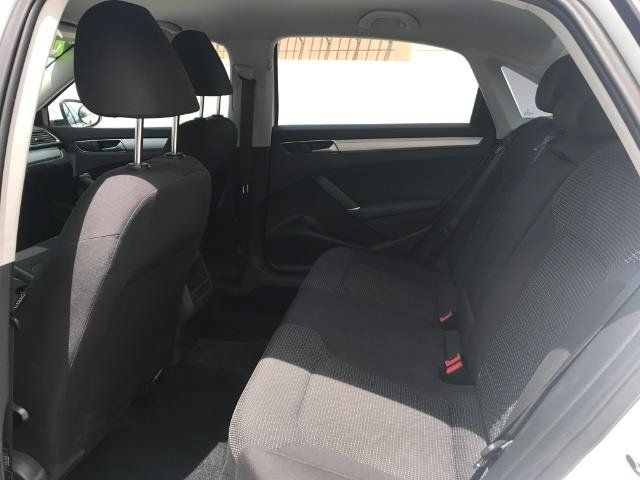 Used 2016 Volkswagen Passat 1.8T S FWD image 5
