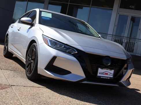 Used 2022 Nissan Sentra SV image 7