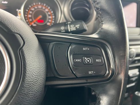 Used 2021 Jeep Wrangler Unlimited Sport image 16