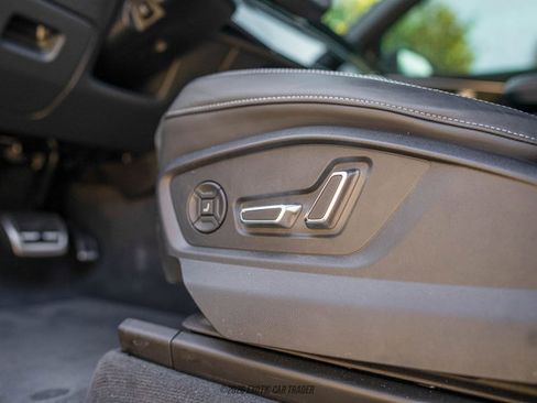 Used 2023 Audi RS Q8 image 21