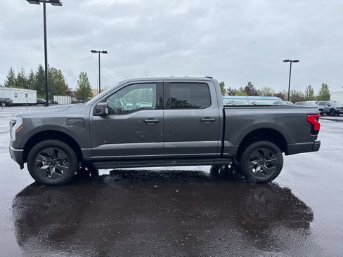 Used 2023 Ford F150 Lightning Lariat w/ Tow Technology Package AWD/4WD image 4