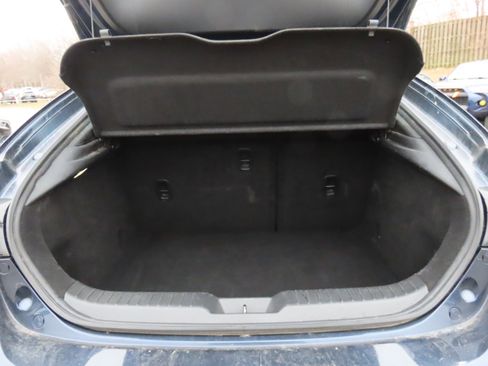 Used 2025 MAZDA MAZDA3 s Sport image 18