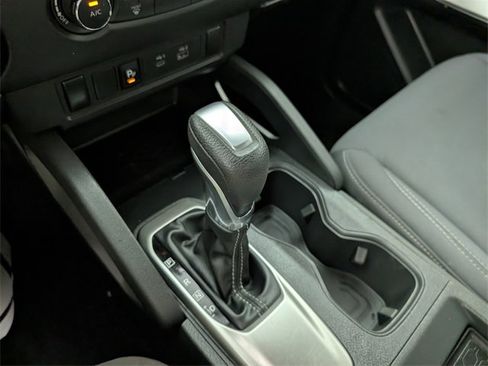 Used 2023 Nissan Frontier SV w/ Technology Package image 30