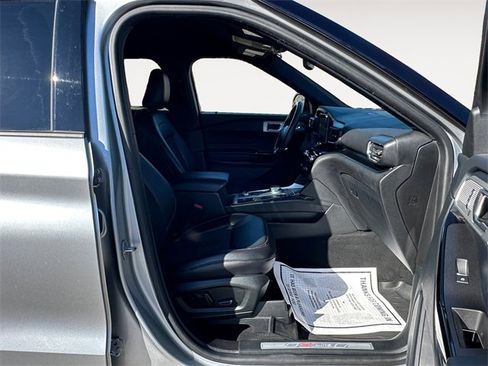 Used 2022 Ford Explorer ST-Line image 15