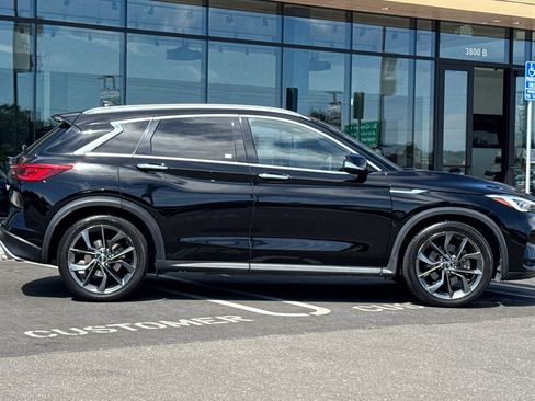 Used 2019 INFINITI QX50 Essential w/ Sensory Package image 3