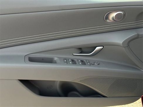 New 2026 Hyundai Elantra SEL Sport image 10