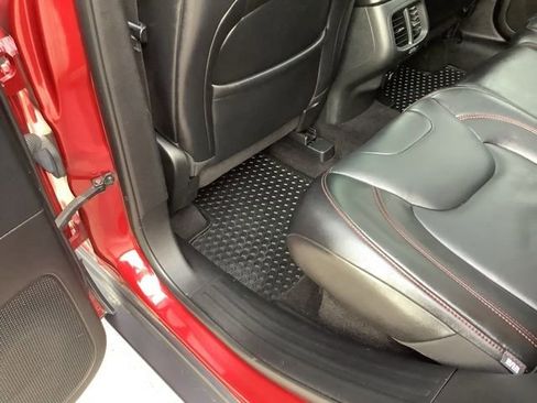 Used 2015 Jeep Cherokee Trailhawk w/ Comfort/Convenience Group image 24