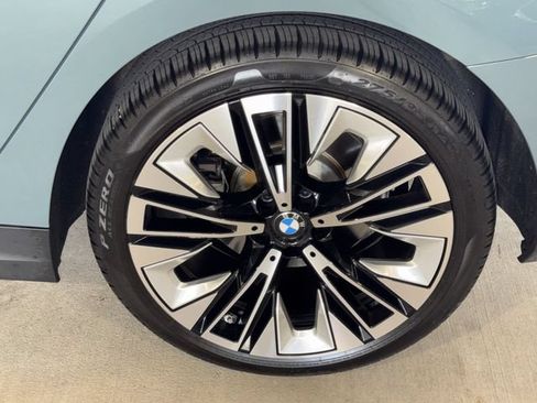 Used 2026 BMW 530i RWD image 36