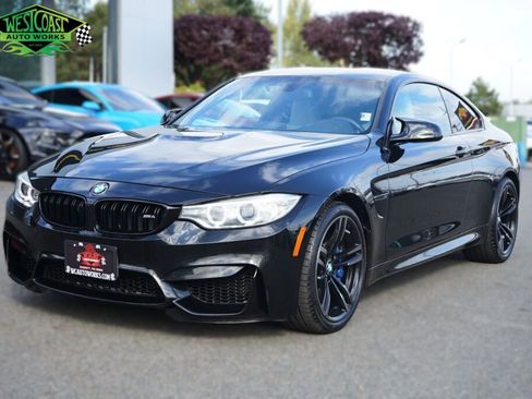 Used 2015 BMW M4 Coupe image 1