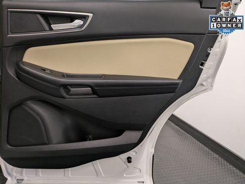Used 2022 Ford Edge SEL w/ Convenience Package image 25