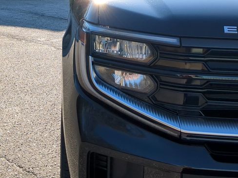 New 2026 Ford Expedition Max Platinum w/ Platinum Ultimate Package image 8