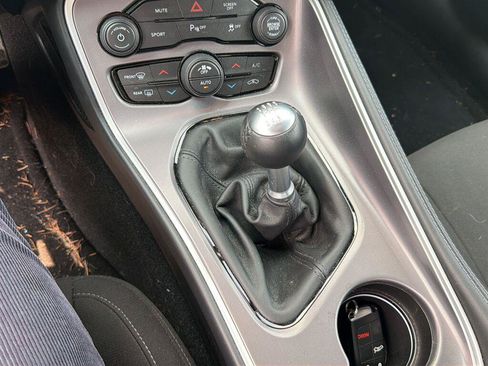 Used 2022 Dodge Challenger R/T RWD image 22