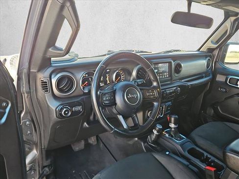 Used 2019 Jeep Wrangler Unlimited Sport S AWD/4WD image 10