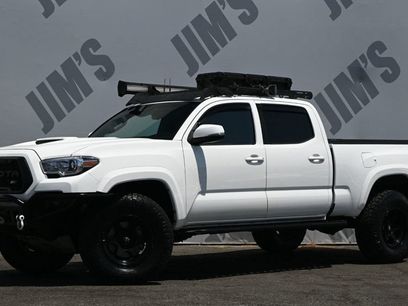 Used 2020 Toyota Tacoma TRD Sport w/ Technology Package