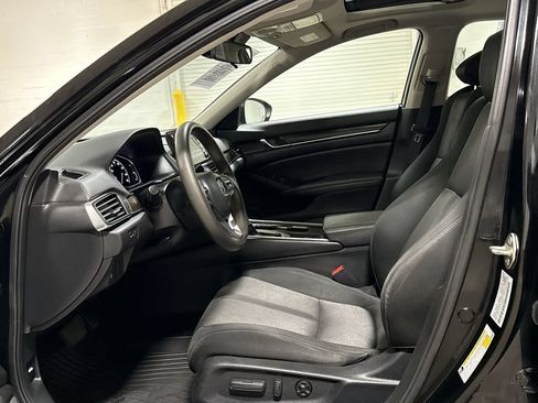 Used 2020 Honda Accord EX image 20