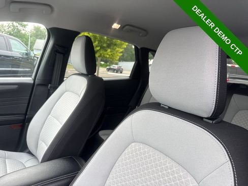 Used 2024 Ford Escape Active AWD/4WD image 27