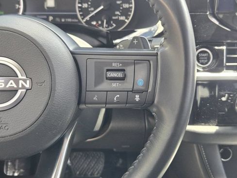 Used 2024 Nissan Pathfinder SV w/ SV Premium Package FWD image 28