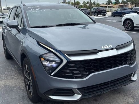 Used 2023 Kia Sportage EX image 6